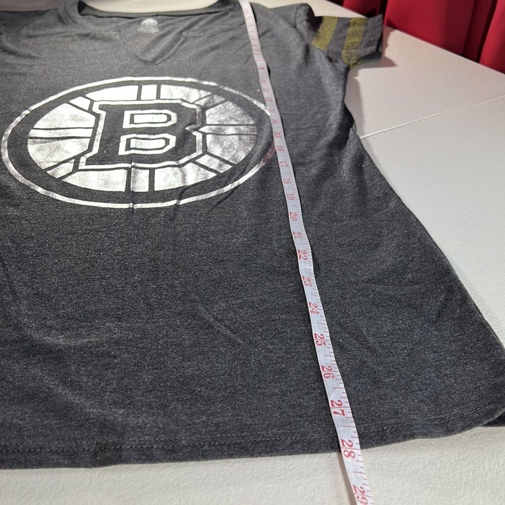 NHL Boston Bruins juniors short sleeve screen printed tee shirt v neck - Picture 4 of 7